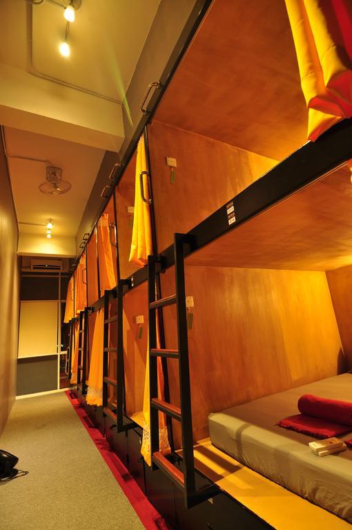 Skypod Boutique Hostel Кота-Кинабалу Номер фото